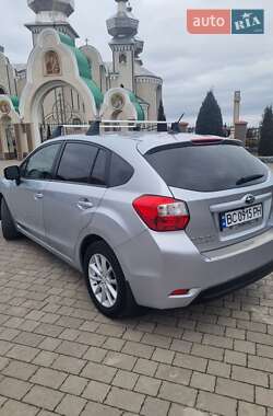 Хэтчбек Subaru Impreza 2012 в 