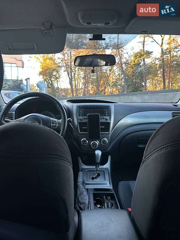 Хэтчбек Subaru Impreza 2010 в Ирпене