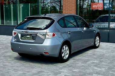 Хэтчбек Subaru Impreza 2008 в 