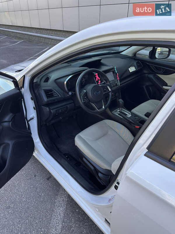 Седан Subaru Impreza 2017 в Києві