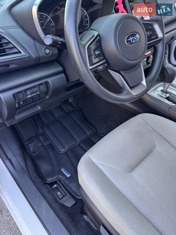 Седан Subaru Impreza 2017 в Києві