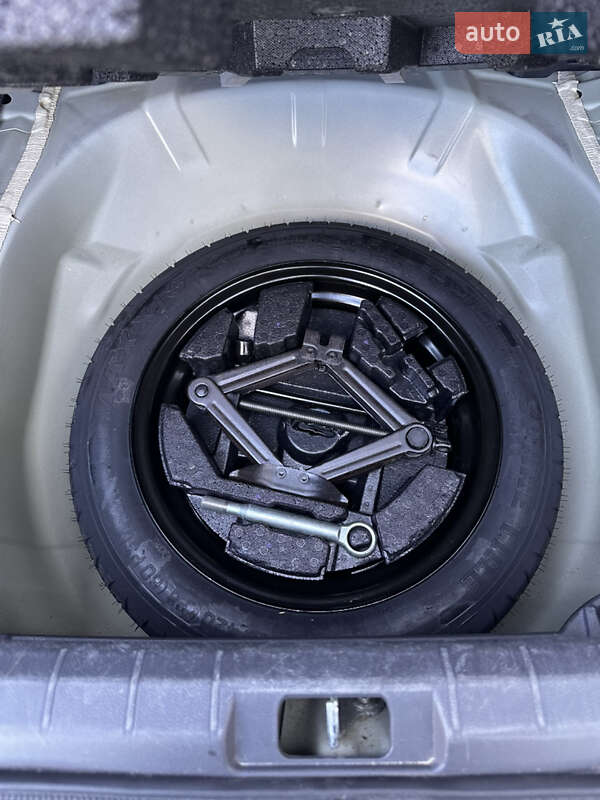 Седан Subaru Impreza 2017 в Києві