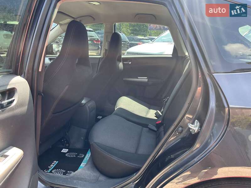 Седан Subaru Impreza 2008 в Чернівцях