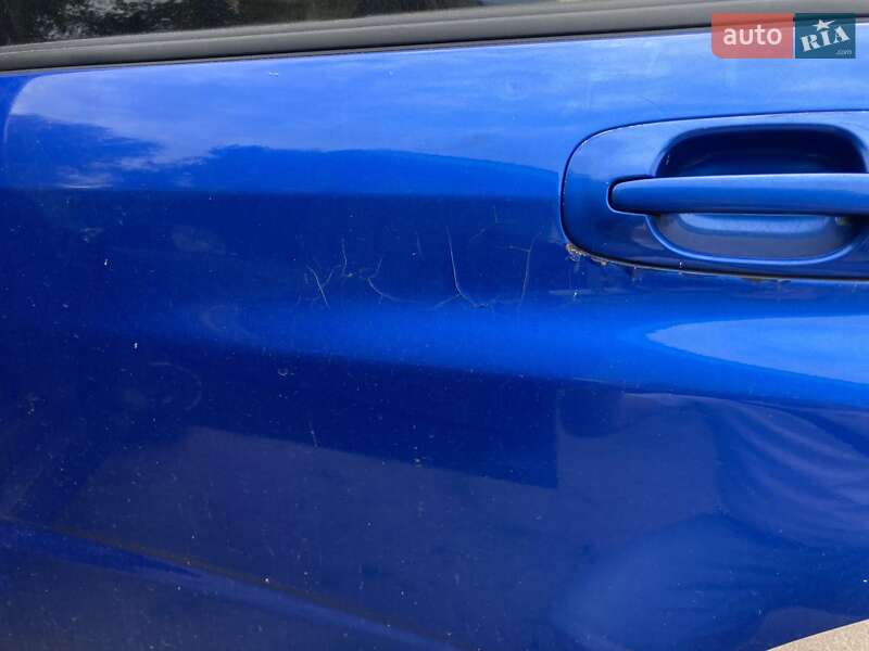 Седан Subaru Impreza 2003 в Киеве