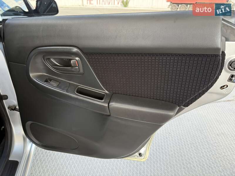 Седан Subaru Impreza 2004 в Харькове