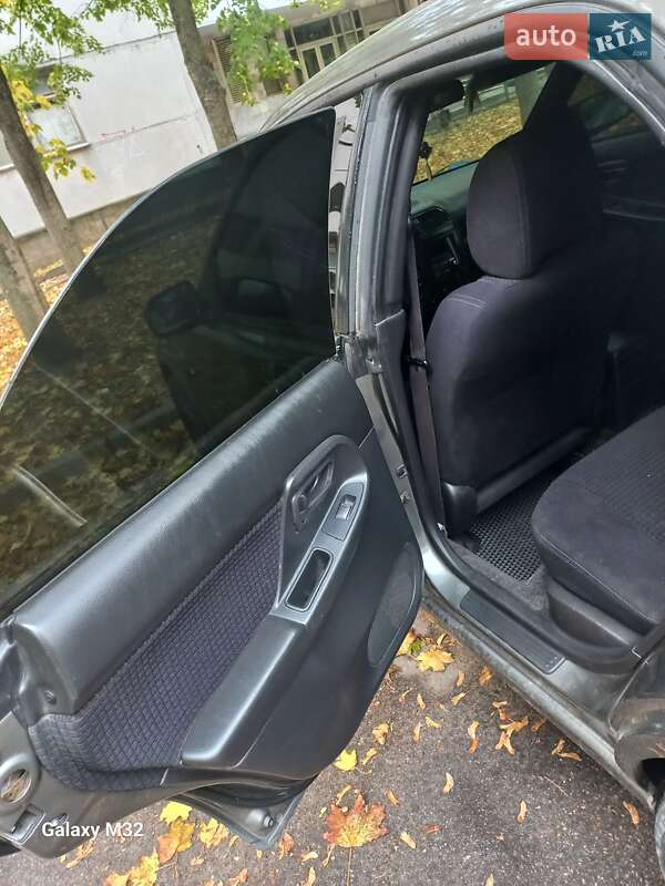 Седан Subaru Impreza 2003 в Днепре