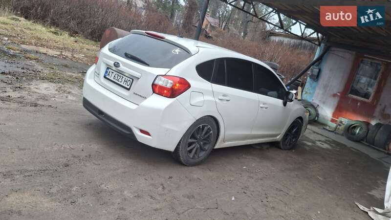 Хэтчбек Subaru Impreza 2012 в Буче
