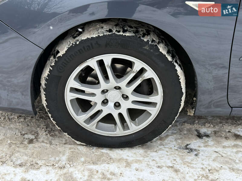 Седан Subaru Impreza 2017 в Днепре