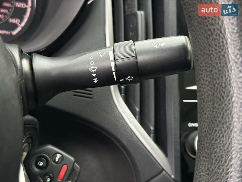 Седан Subaru Impreza 2017 в Днепре