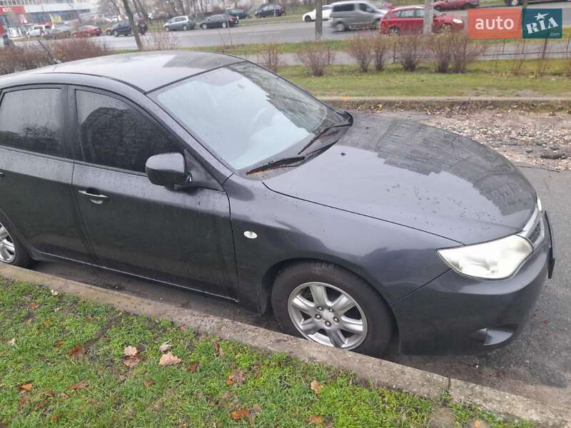 Хэтчбек Subaru Impreza 2008 в Киеве