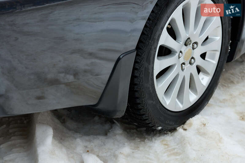 Седан Subaru Impreza 2008 в Киеве