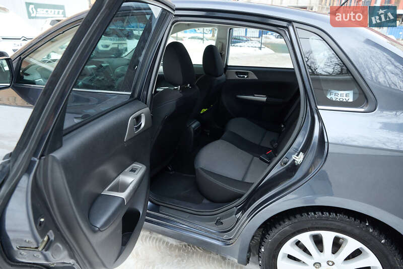 Седан Subaru Impreza 2008 в Киеве