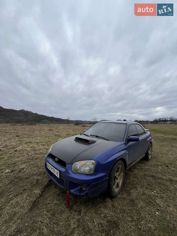 Седан Subaru Impreza 2004 в Хусте