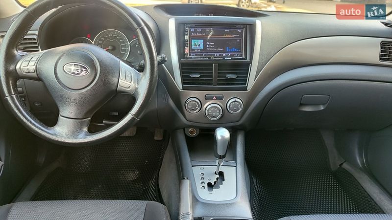 Хэтчбек Subaru Impreza 2008 в Черновцах