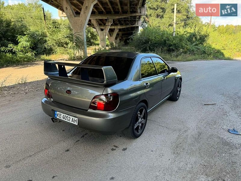 Седан Subaru Impreza 2004 в Дніпрі