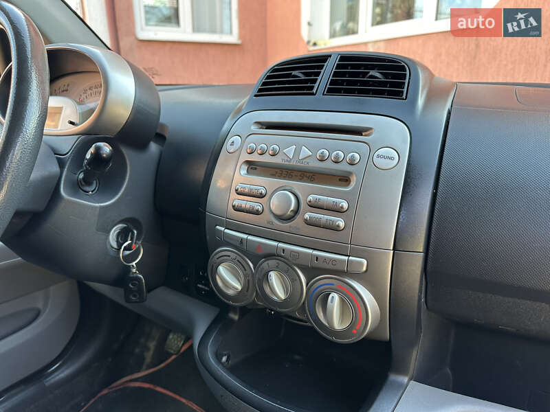 Хетчбек Subaru Justy 2009 в Дрогобичі
