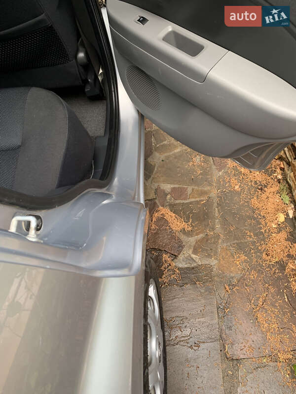 Хэтчбек Subaru Justy 2009 в Киеве фото 15 Хэтчбек Subaru Justy 2009 в Киеве