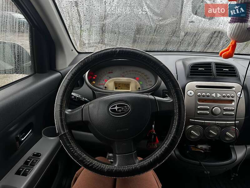 Хэтчбек Subaru Justy 2010 в Кривом Роге