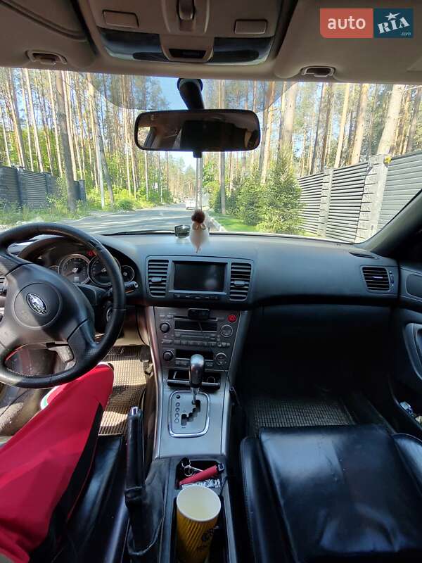 Универсал Subaru Legacy Outback 2004 в Киеве