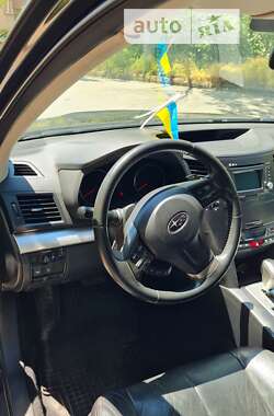 Универсал Subaru Legacy Outback 2013 в Запорожье