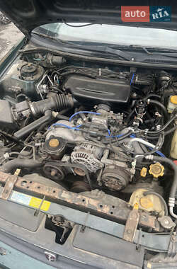 Универсал Subaru Legacy Outback 1998 в 
