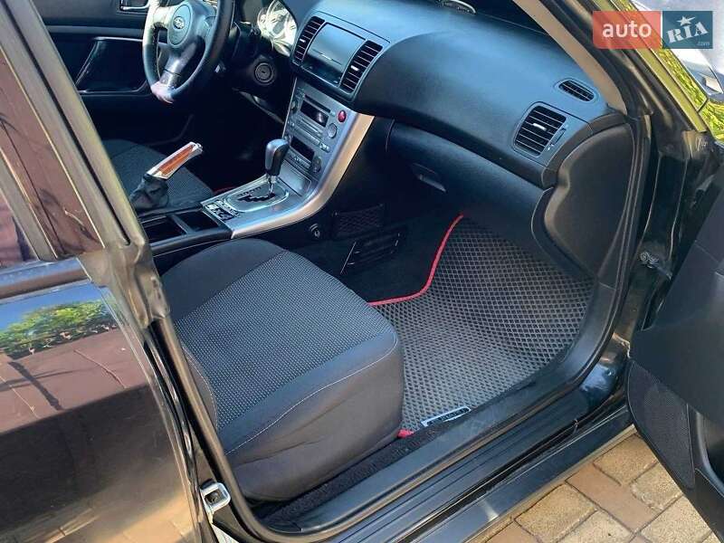 Универсал Subaru Legacy Outback 2005 в Николаеве