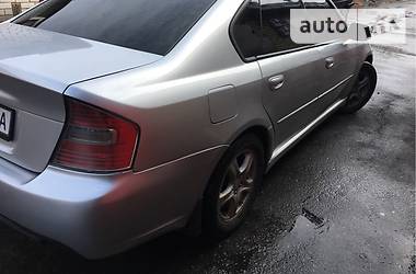 Седан Subaru Legacy 2004 в Киеве