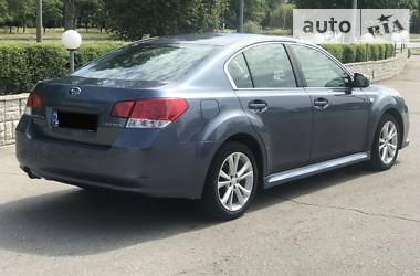 Седан Subaru Legacy 2013 в Запоріжжі