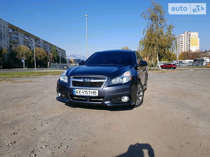 Седан Subaru Legacy 2013 в Харькове