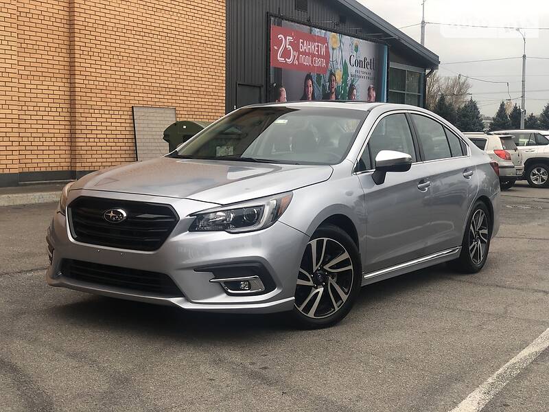 Седан Subaru Legacy 2018 в Днепре