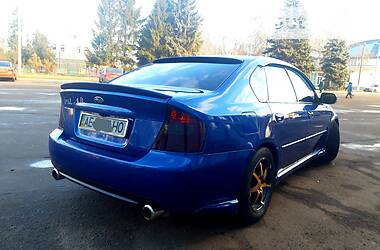 Седан Subaru Legacy 2004 в 