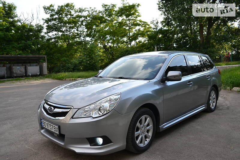 Універсал Subaru Legacy 2010 в Тернополі