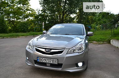 Универсал Subaru Legacy 2010 в Тернополе