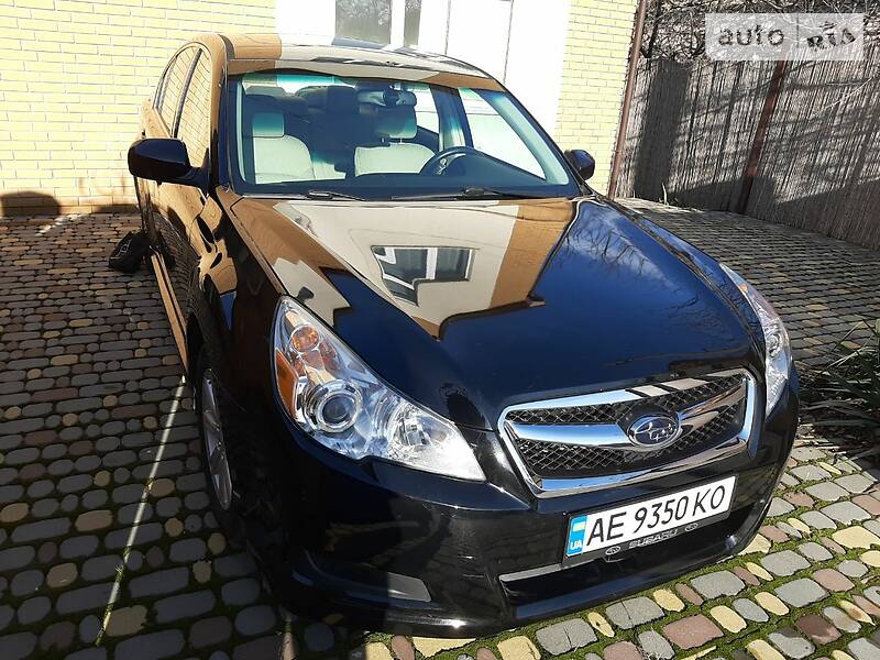 Седан Subaru Legacy 2011 в Днепре