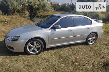 Седан Subaru Legacy 2004 в Киеве