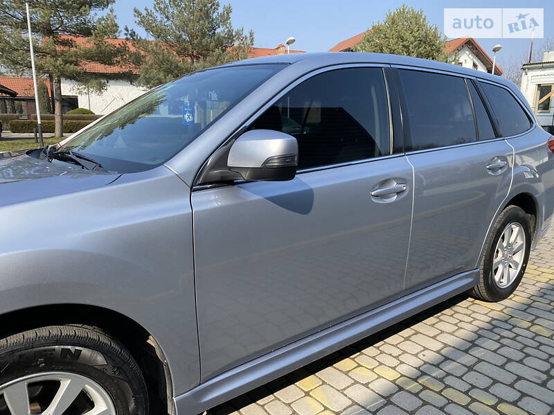 Универсал Subaru Legacy 2012 в Ивано-Франковске