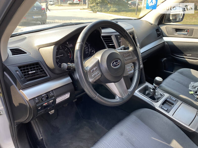 Универсал Subaru Legacy 2012 в Ивано-Франковске