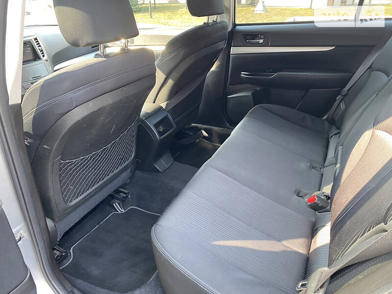 Универсал Subaru Legacy 2012 в Ивано-Франковске