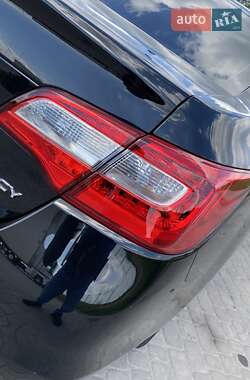 Седан Subaru Legacy 2015 в 