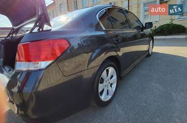 Седан Subaru Legacy 2010 в Киеве