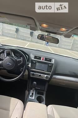 Седан Subaru Legacy 2015 в Кривому Розі