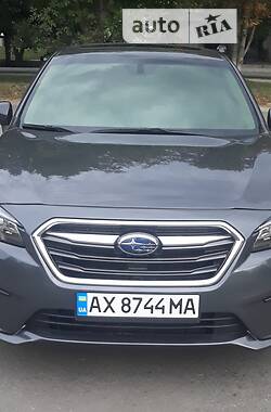 Седан Subaru Legacy 2017 в Краснограді