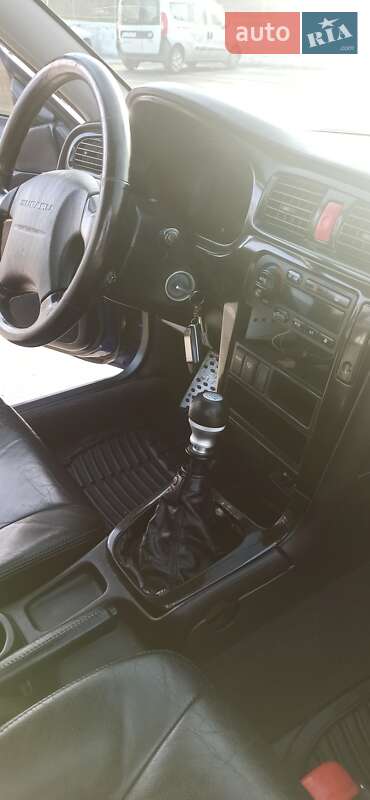 Седан Subaru Legacy 2002 в Днепре