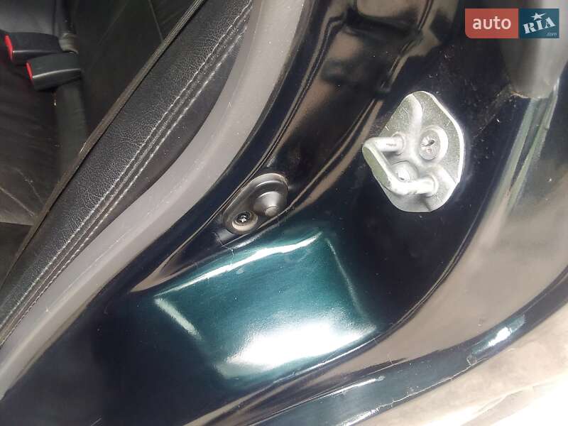 Седан Subaru Legacy 2002 в Кривому Розі