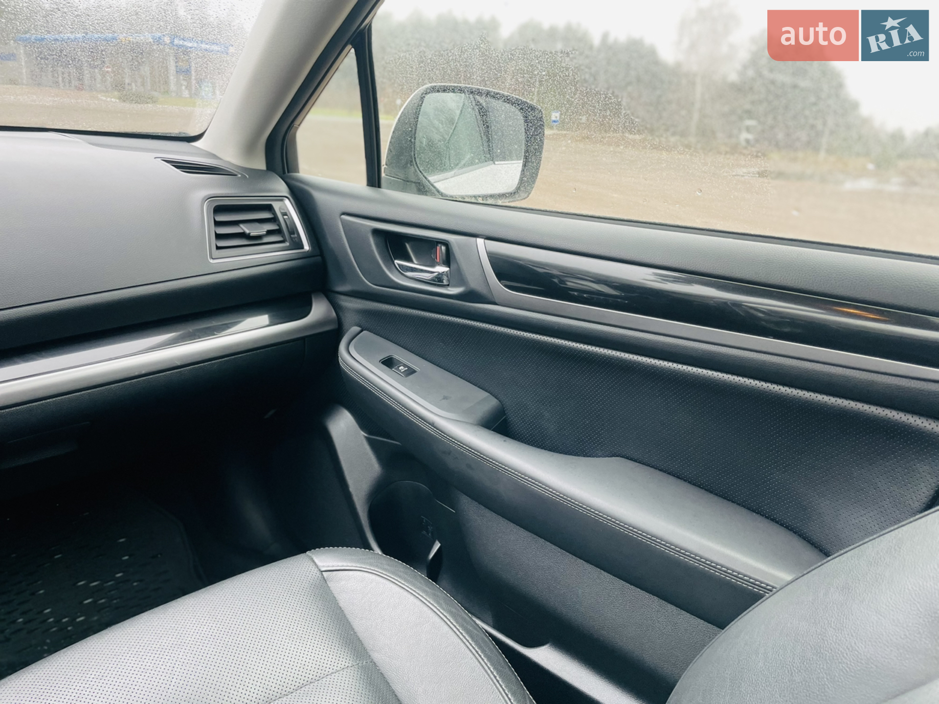 2015 Subaru Legacy - мініатюра 40