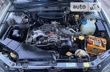 Седан Subaru Legacy 2000 в 