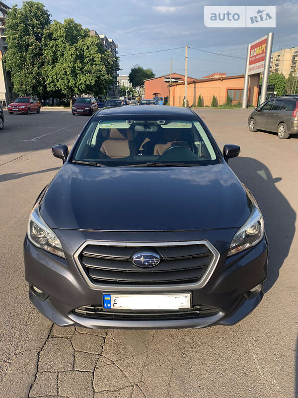 Седан Subaru Legacy 2015 в Ужгороде
