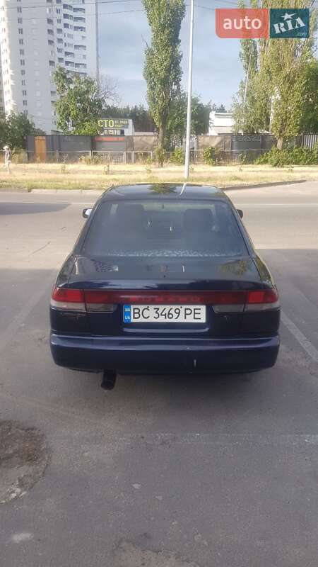 Седан Subaru Legacy 1996 в Киеве