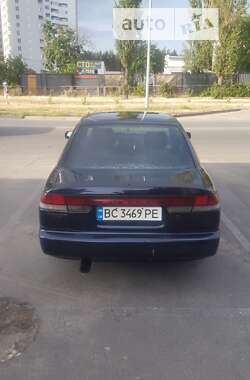 Седан Subaru Legacy 1996 в Киеве