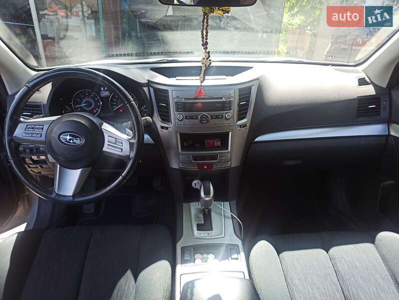 Универсал Subaru Legacy 2010 в Киеве